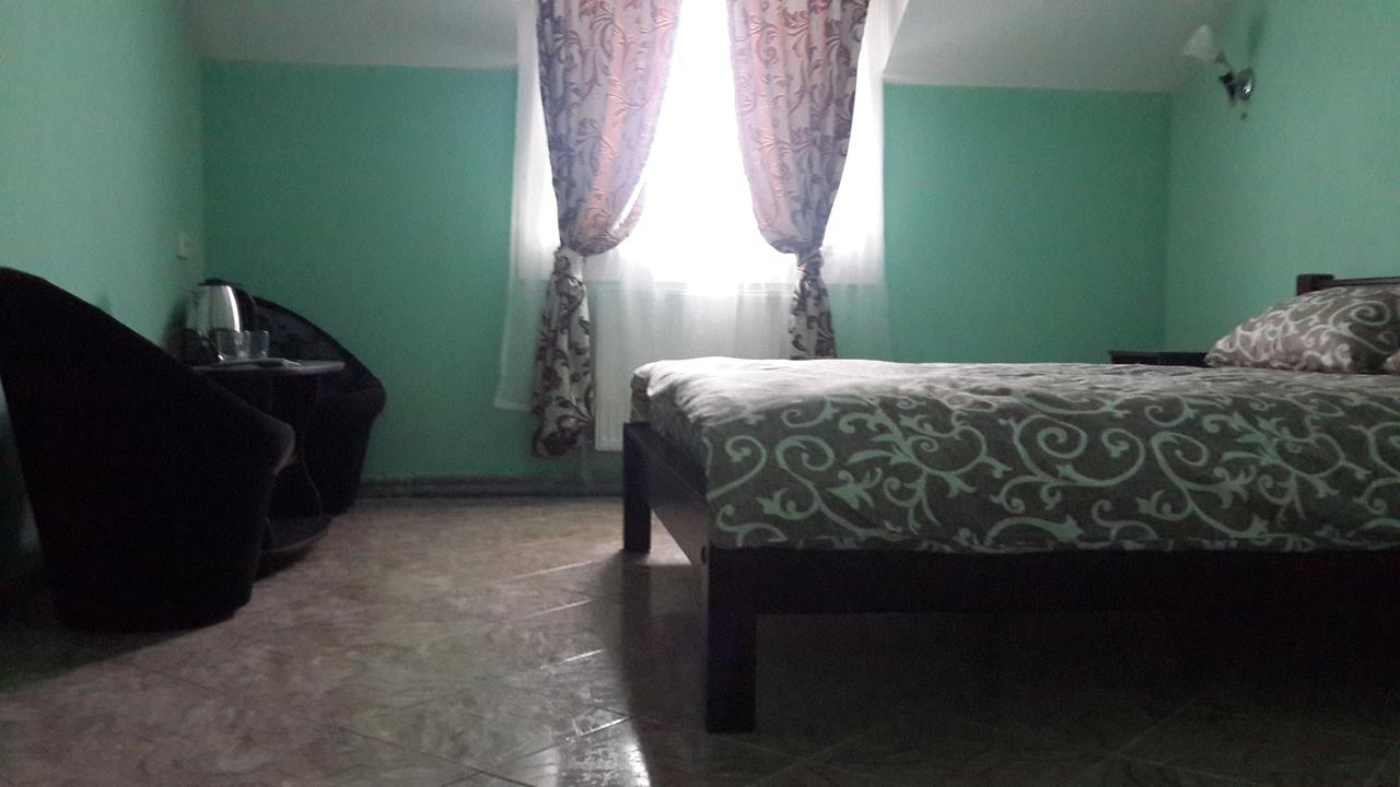 Hotel Dnipro Esterno foto